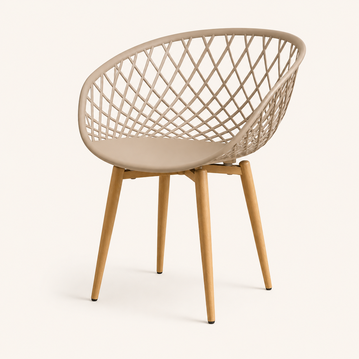 Silla Nest beige con diseño entramado y patas acabado madera para comedor y alto tráfico